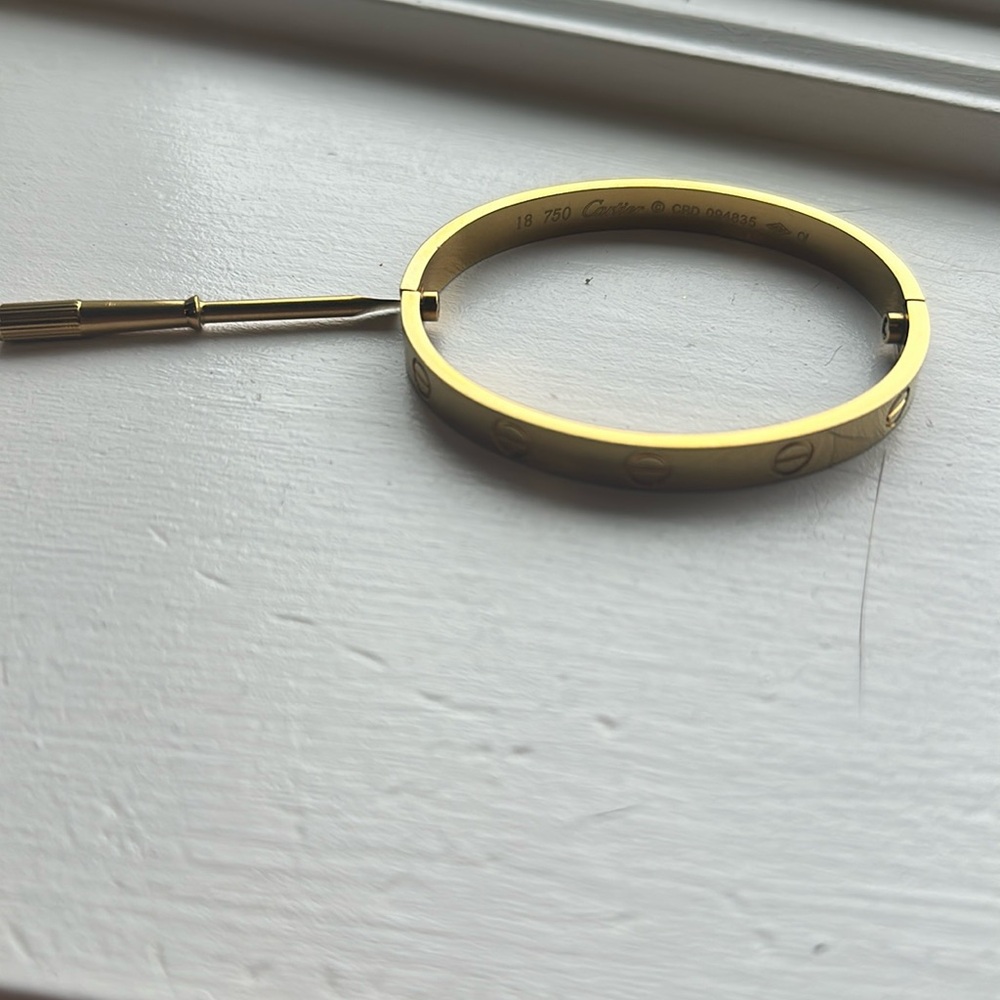 Love Bracelet with screw driver